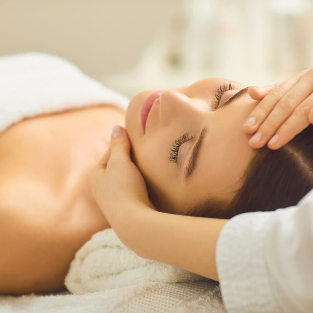 head and shoulder massage